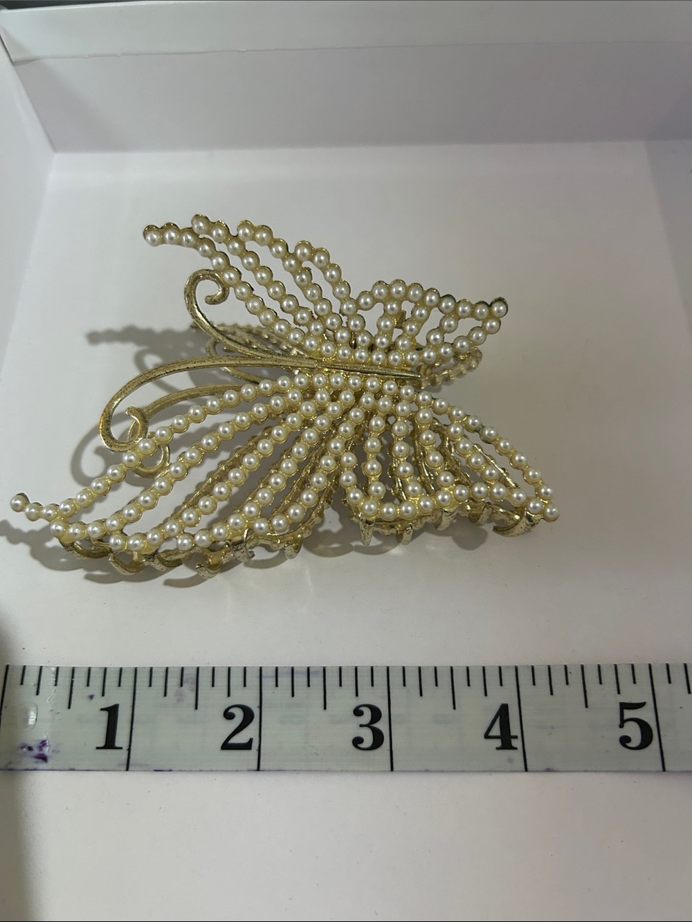 Gold Pearl Butterfly Brooch - Elegant Women’s Jewelry